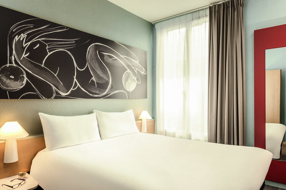 Ibis Levallois Perret Eksteriør billede