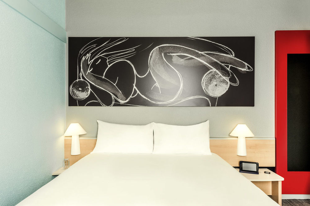 Ibis Levallois Perret Eksteriør billede